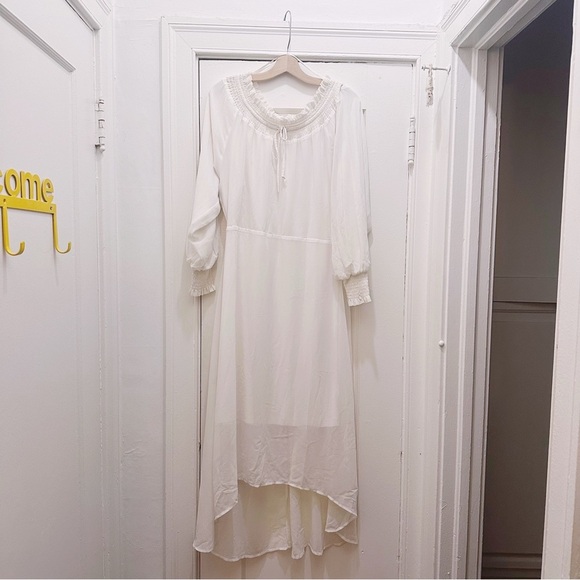 American Glamour Badgley Mischka Bohemian Shirred White Maxi Dress - Picture 2 of 7